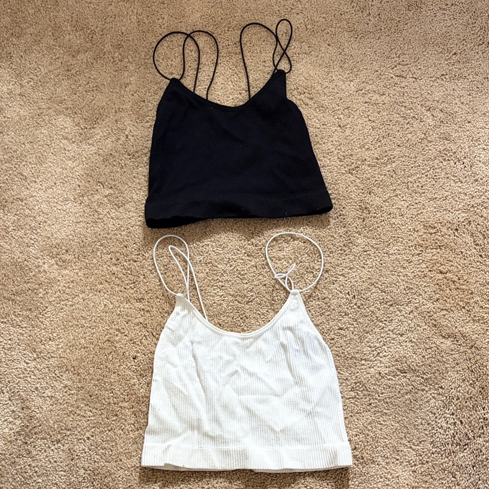 Set Of Black and White Women's Tops Ribbed Cropped Tank Top/Cami/Bralette